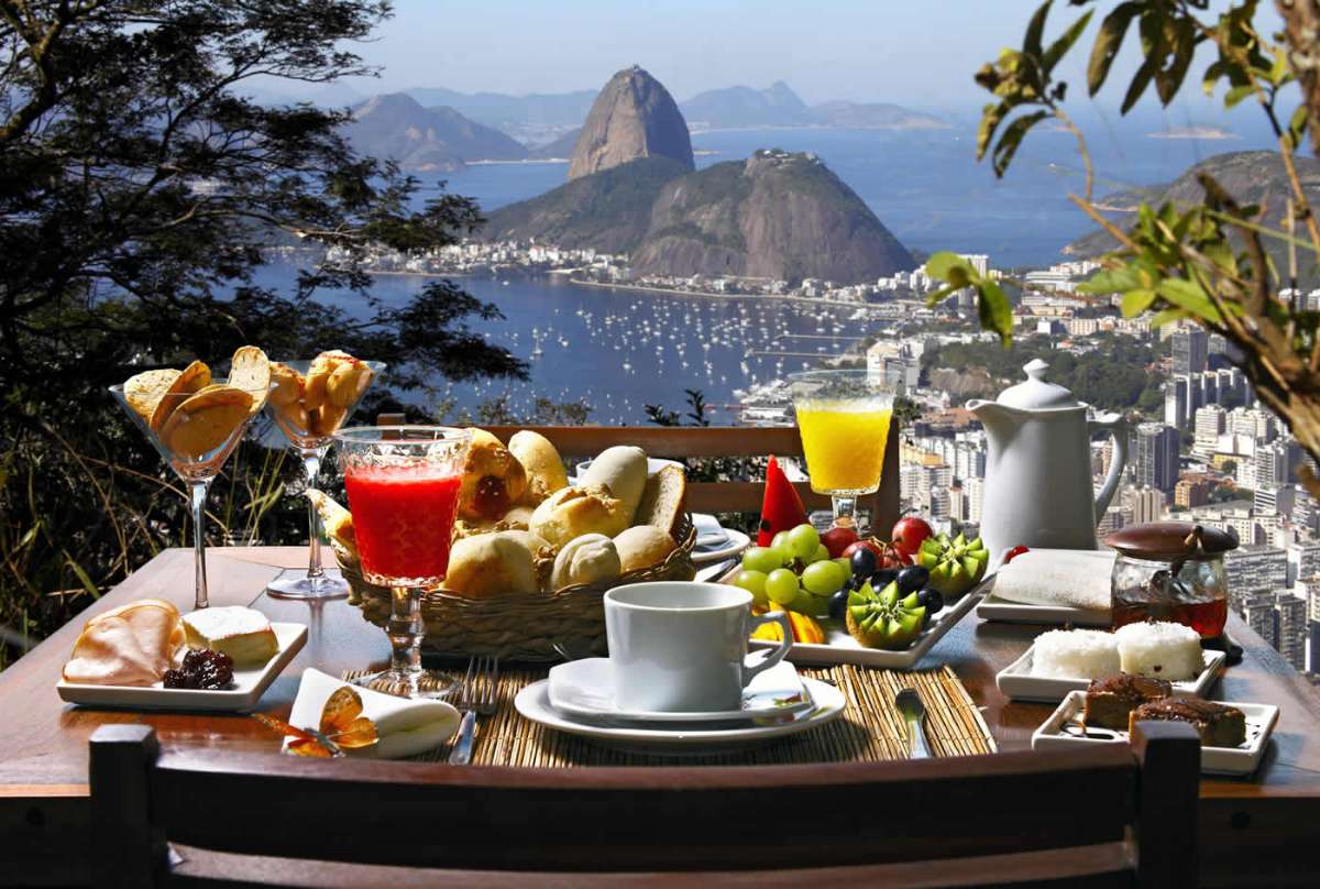 Rio de Janeiro + Arraial do Cabo + Búzios + Angra dos Reis 8 Dias